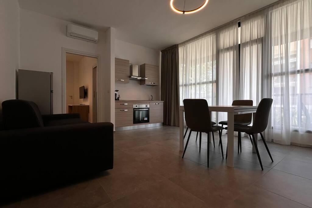 Cconforthotels Puglia Promenade Apartment 2 Барі Екстер'єр фото
